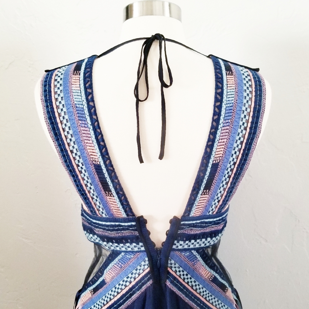 BCBGMaxAzria Elva Navy Blue Embroidered Cutout Maxi Dress Runway Size 10 - Picture 8 of 17